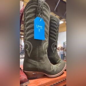 Women’s Olive Suede Lanes